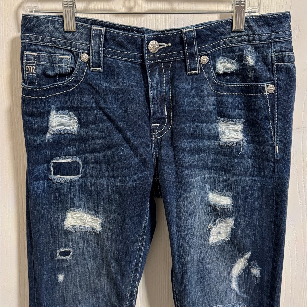 Miss Me Boyfriend Mid-Rise Ankle Distressed Denim Medium Wash Jeans Women’s‎ 27 - Picture 2 of 12